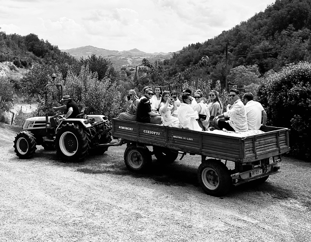 Tractor Tour around Villa la Madonna