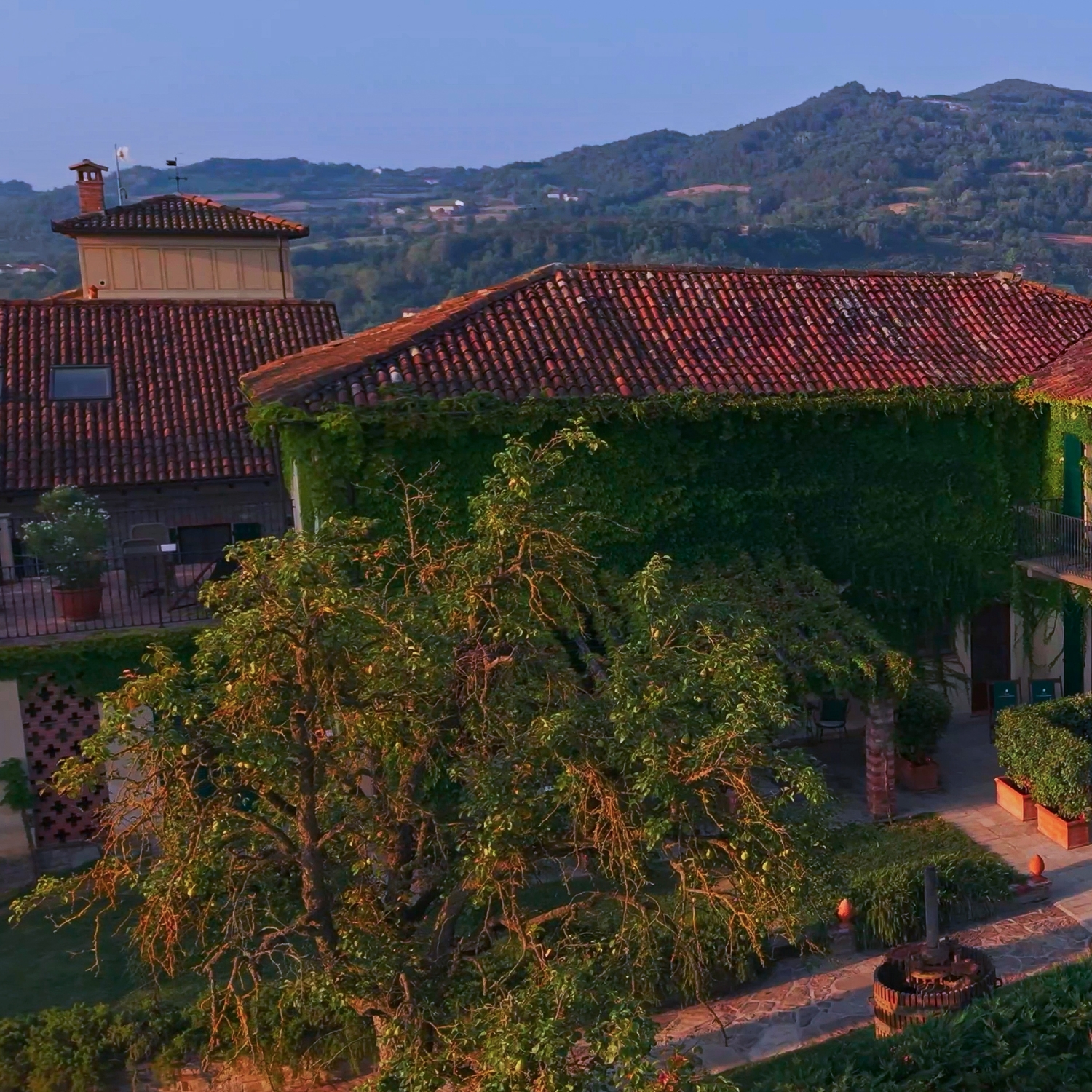 activities_header_mobile-small